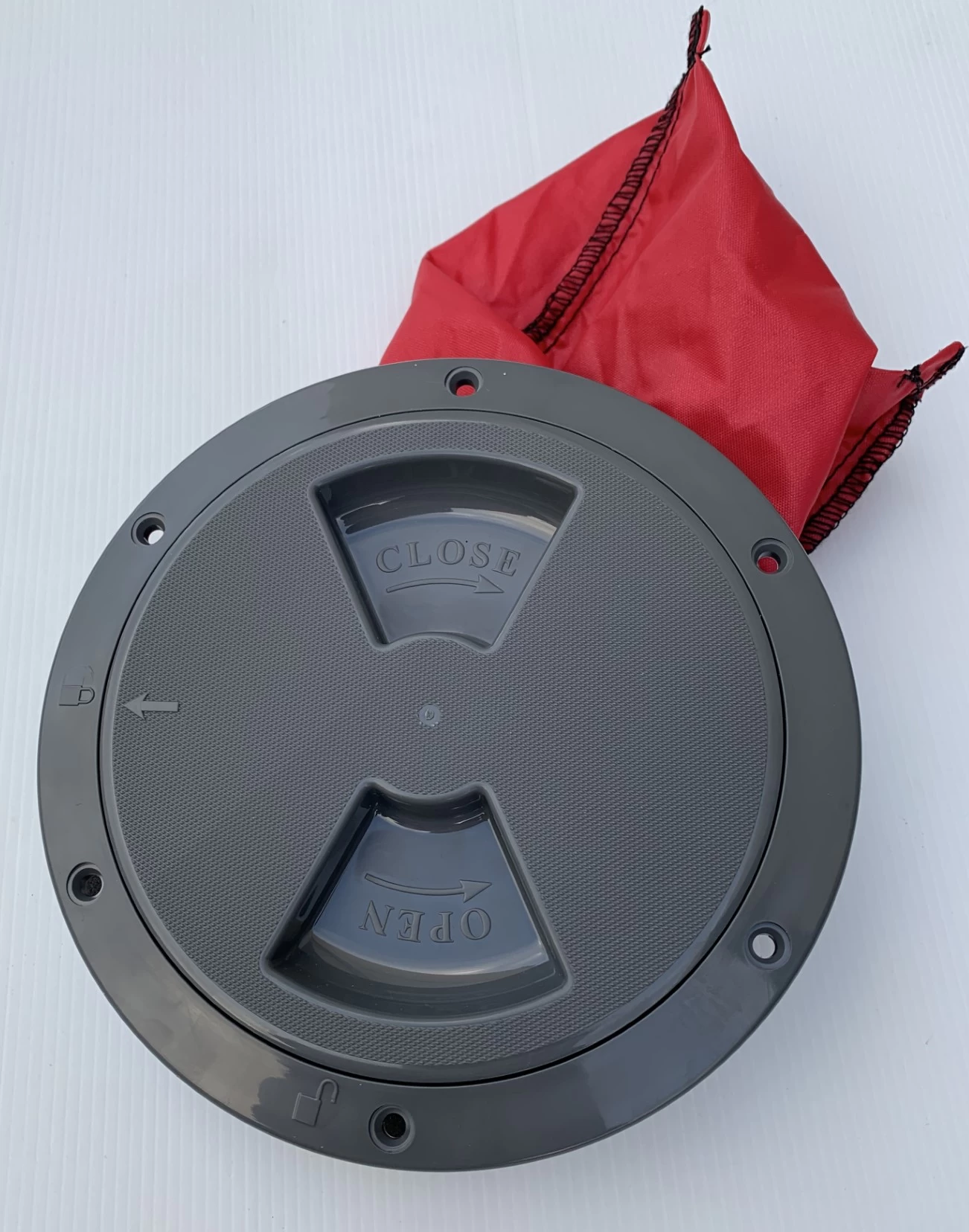 Harmony 5 Inch Hatch Kit (Bayonet Type) Grey With Bag Nuts Bolts And Rim